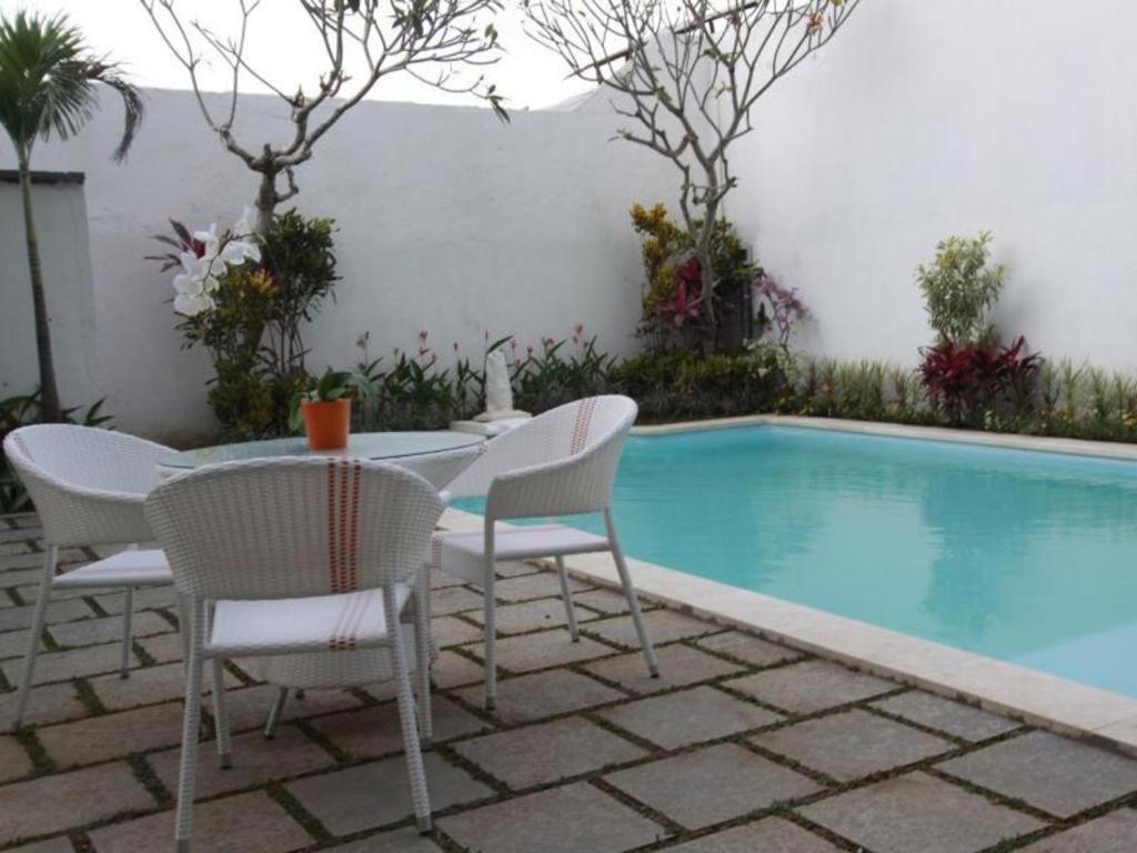 Spazzio Bali Hotel Кута Екстериор снимка
