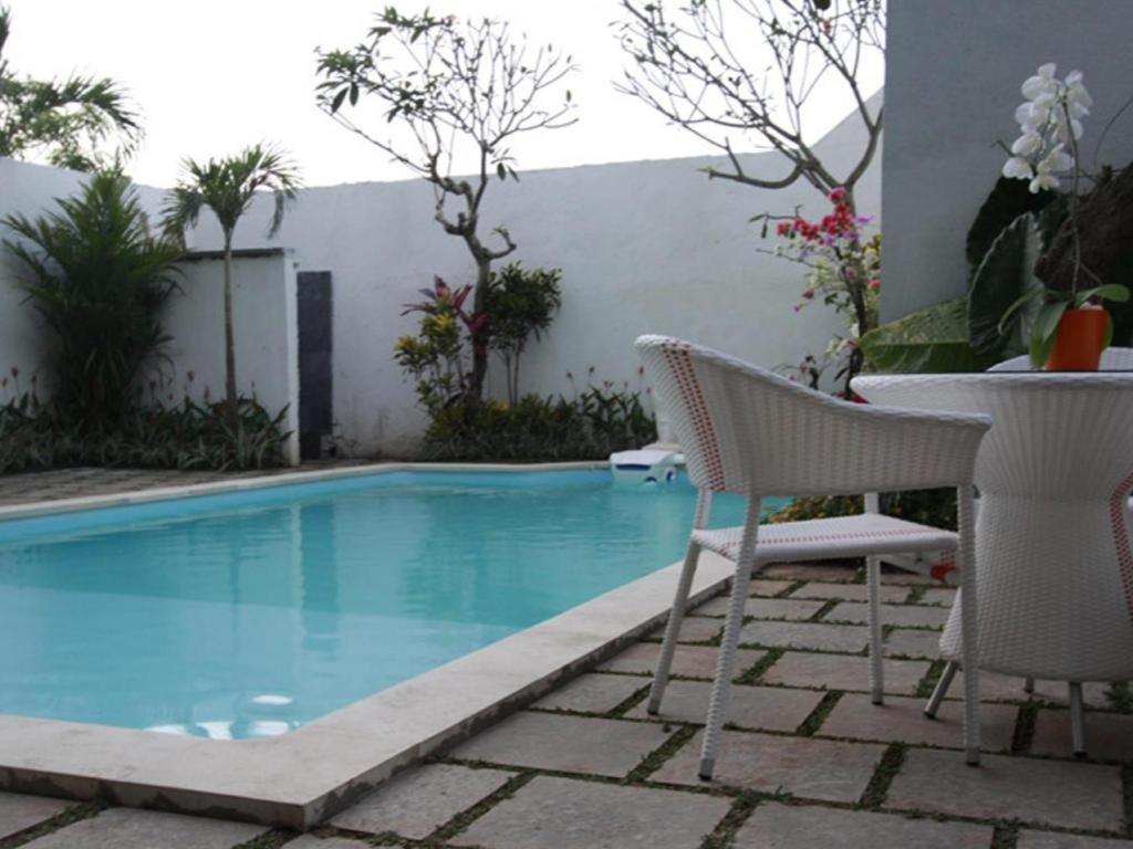 Spazzio Bali Hotel Кута Екстериор снимка