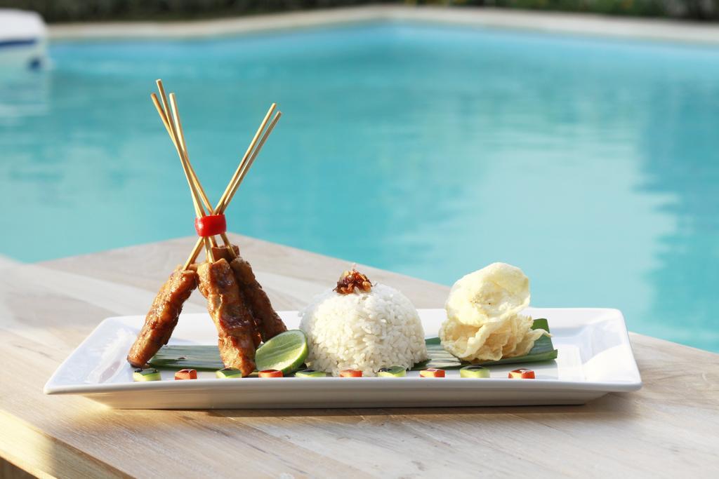 Spazzio Bali Hotel Кута Екстериор снимка
