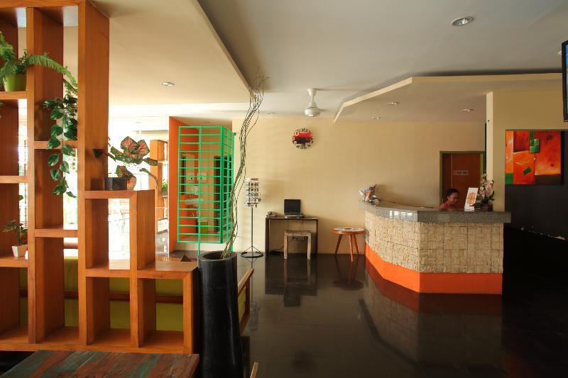 Spazzio Bali Hotel Кута Екстериор снимка